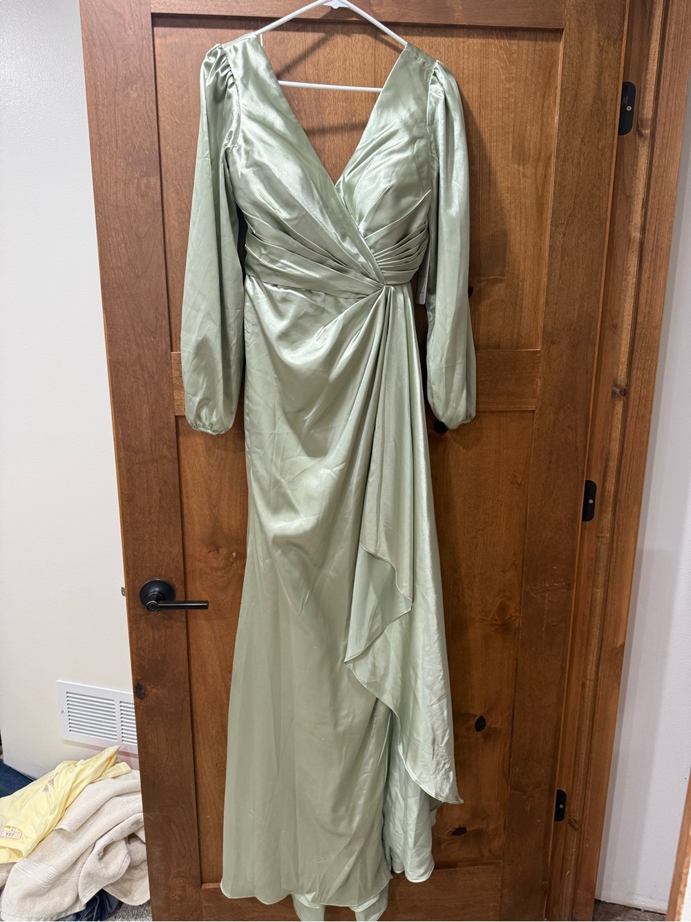 Elegant Sage Green Long Sleeve Satin Dress